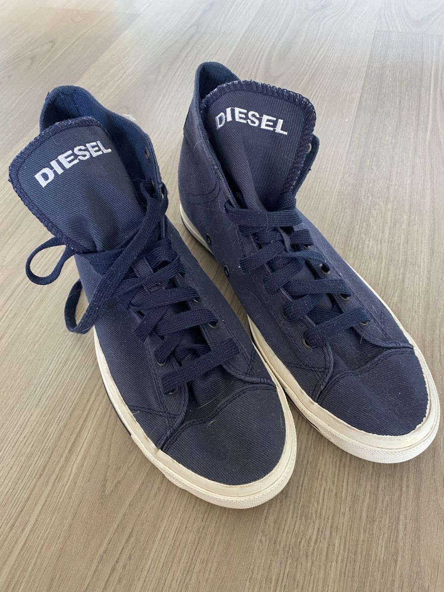 Diesel Herrenschuhe: Diesel Sneakers Size 44 – Neu (gemäss Beschreibung) aus Versoix von av_q1290