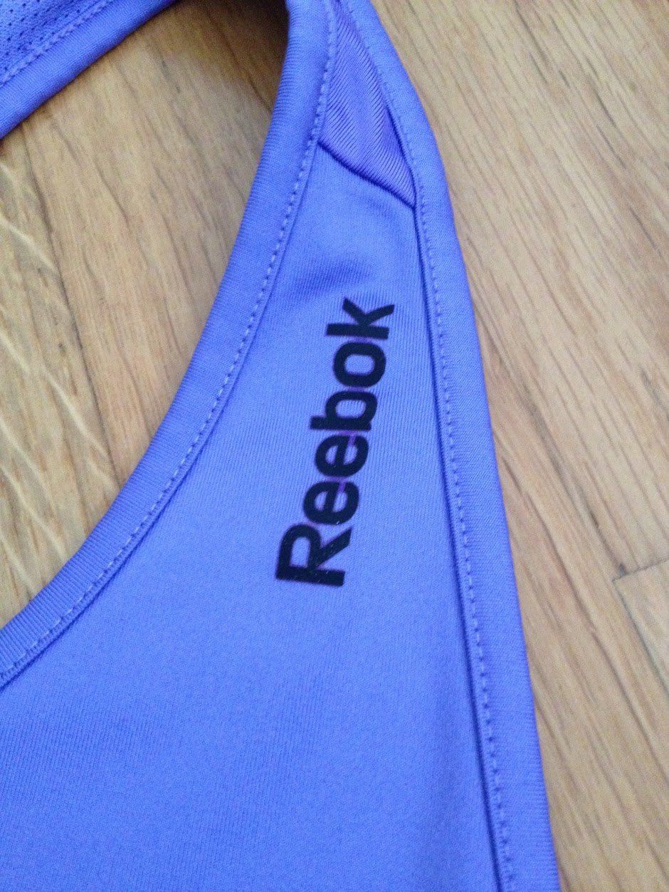 Reebok Tops: Top Reebok – D'occasion à Dübendorf par Fip05 4