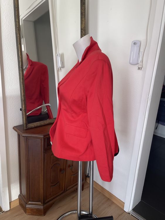 Marc Cain Giacche: Jolie veste  MARCCAIN rouge 6/ L neuve liquidation totale – Nuovo (secondo la descrizione) da Kloten venduto da Vermicelles 3