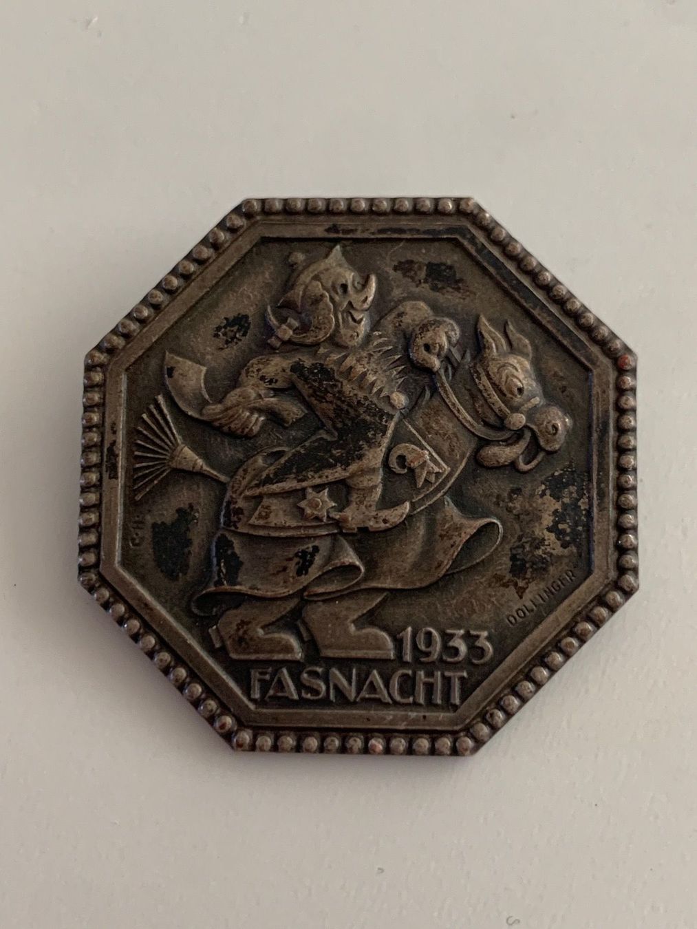 Basler Placchette & Badge: Fasnacht Basel SILBER 1933 – Usato da Basel venduto da fasnachtsoutlet1965