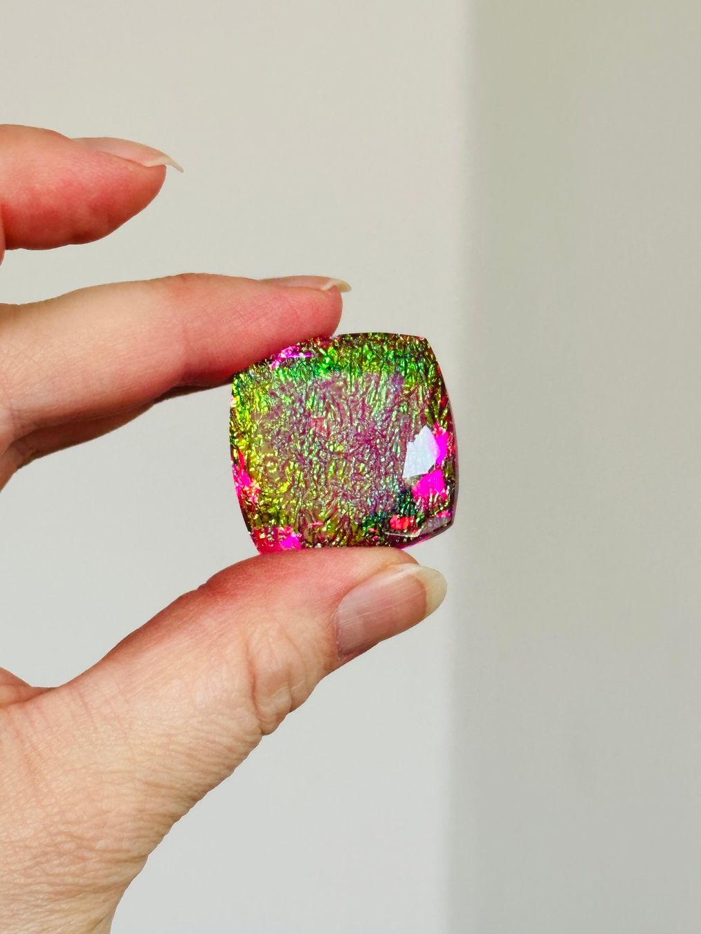 Edelsteine: Certified 88.95 Ct – Neu und originalverpackt aus Genève von AWWA 2