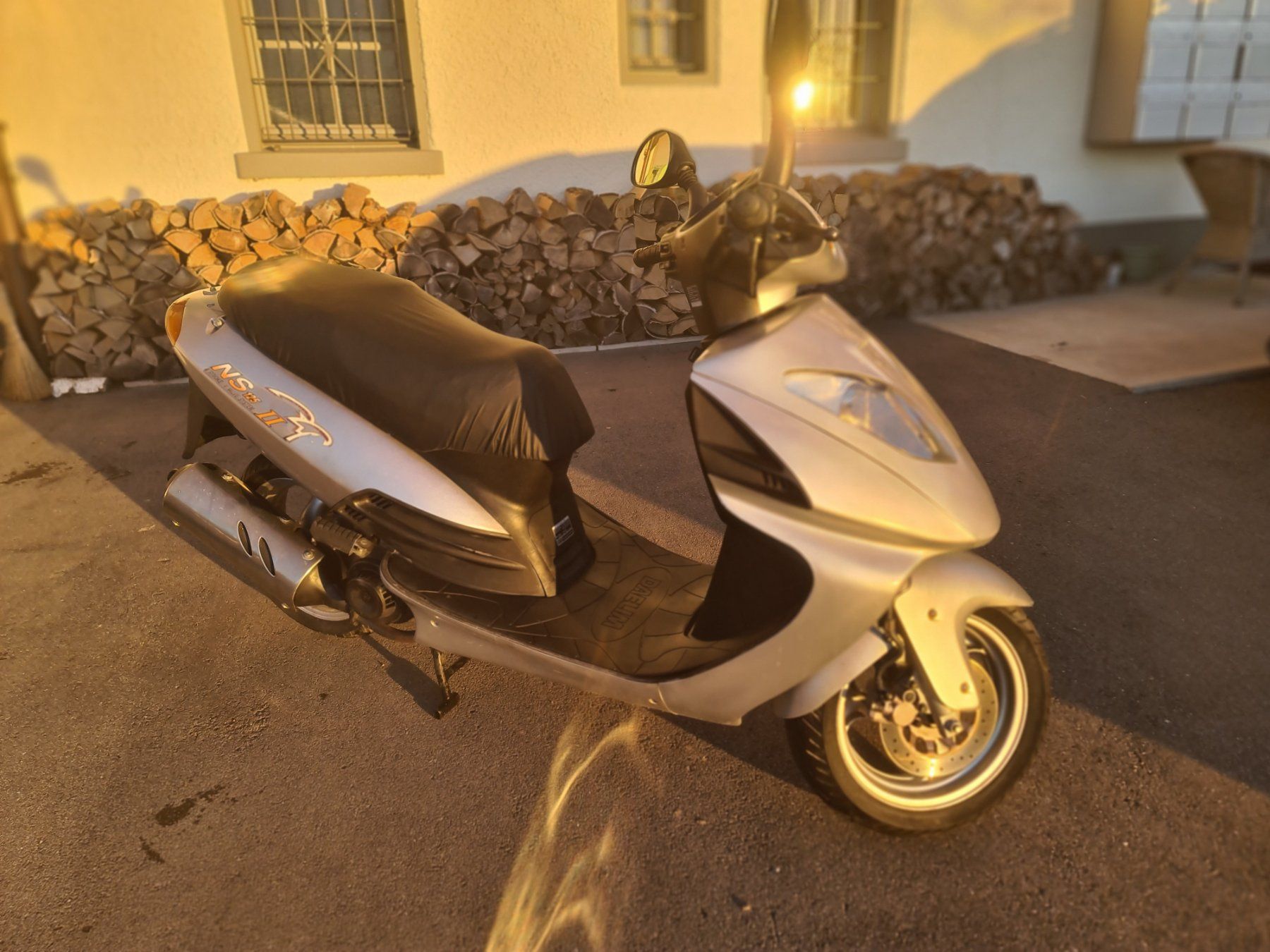 Daelim Scooter: Daelim Roller 125    nie eingelöst  32 km – Nuovo (secondo la descrizione) da Worb venduto da Werich 4