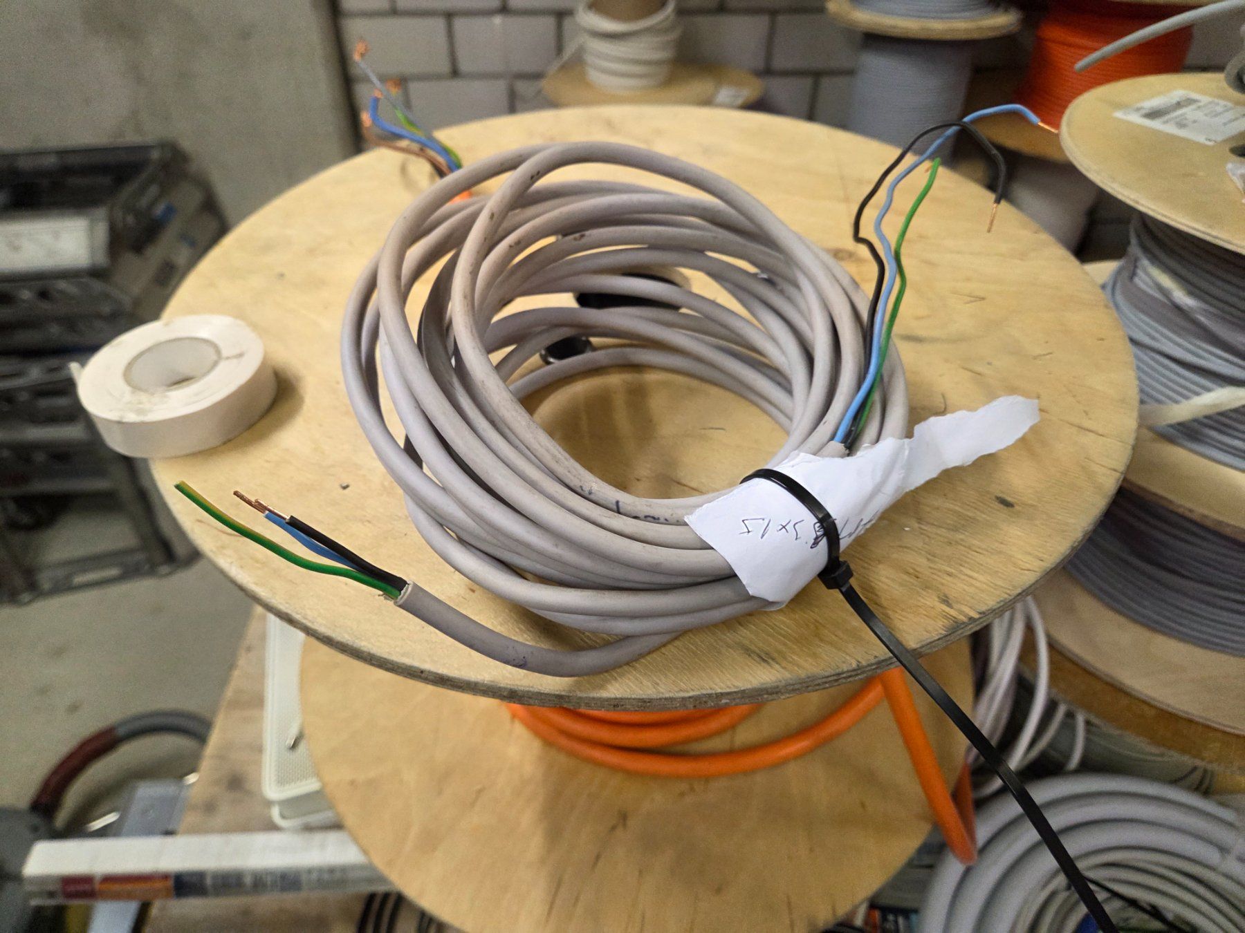 Cavi: Kabel TT 3G1.5 3x1.5mm2 3x1.5  7m – Usato da Zürich venduto da eymen20 1