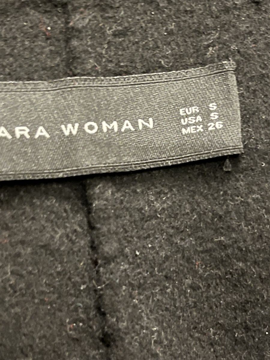 Zara Gilet & Giacche senza maniche: Gilet nero lungo  – Usato da Locarno venduto da cichita 2