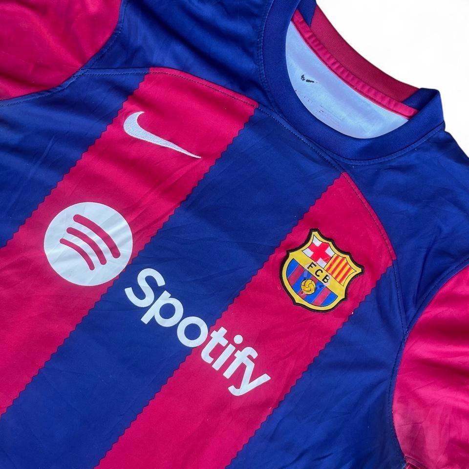 Nike Canottiere & Pantaloni: Barcelona Gavi Trikot Nike – Usato da Riehen venduto da RESTREET 1