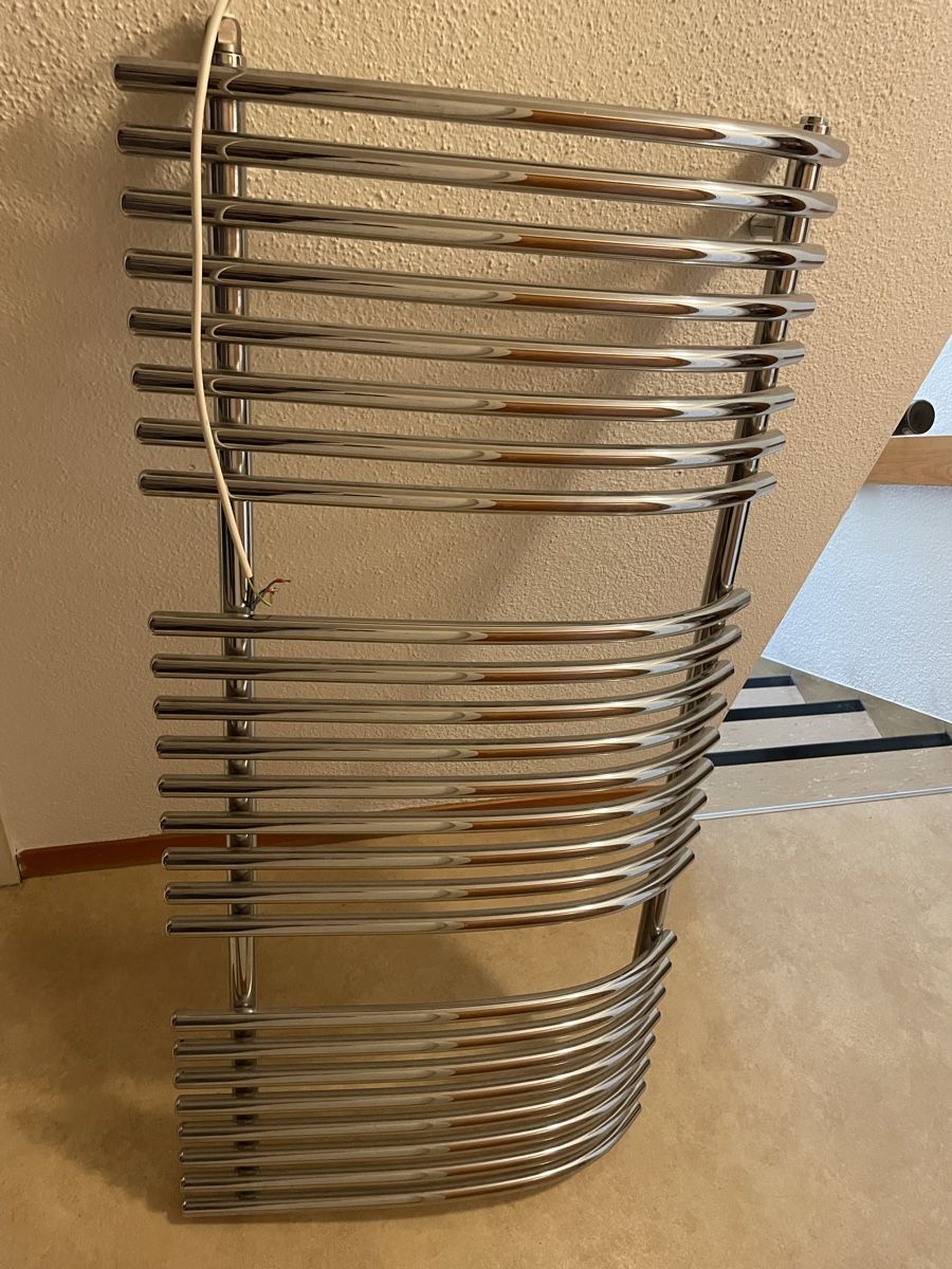 Radiatori: Badzimmer Radiator – Nuovo (secondo la descrizione) da Tscherlach venduto da mar_md2y