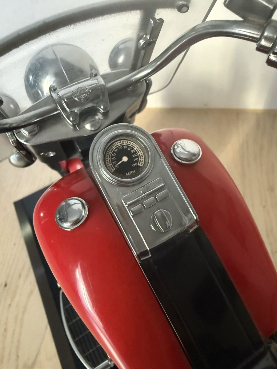 Statuette: Harley-Davidson Telefon als Dekoobjekt – Usato da Buch am Irchel venduto da Sweetharth 9