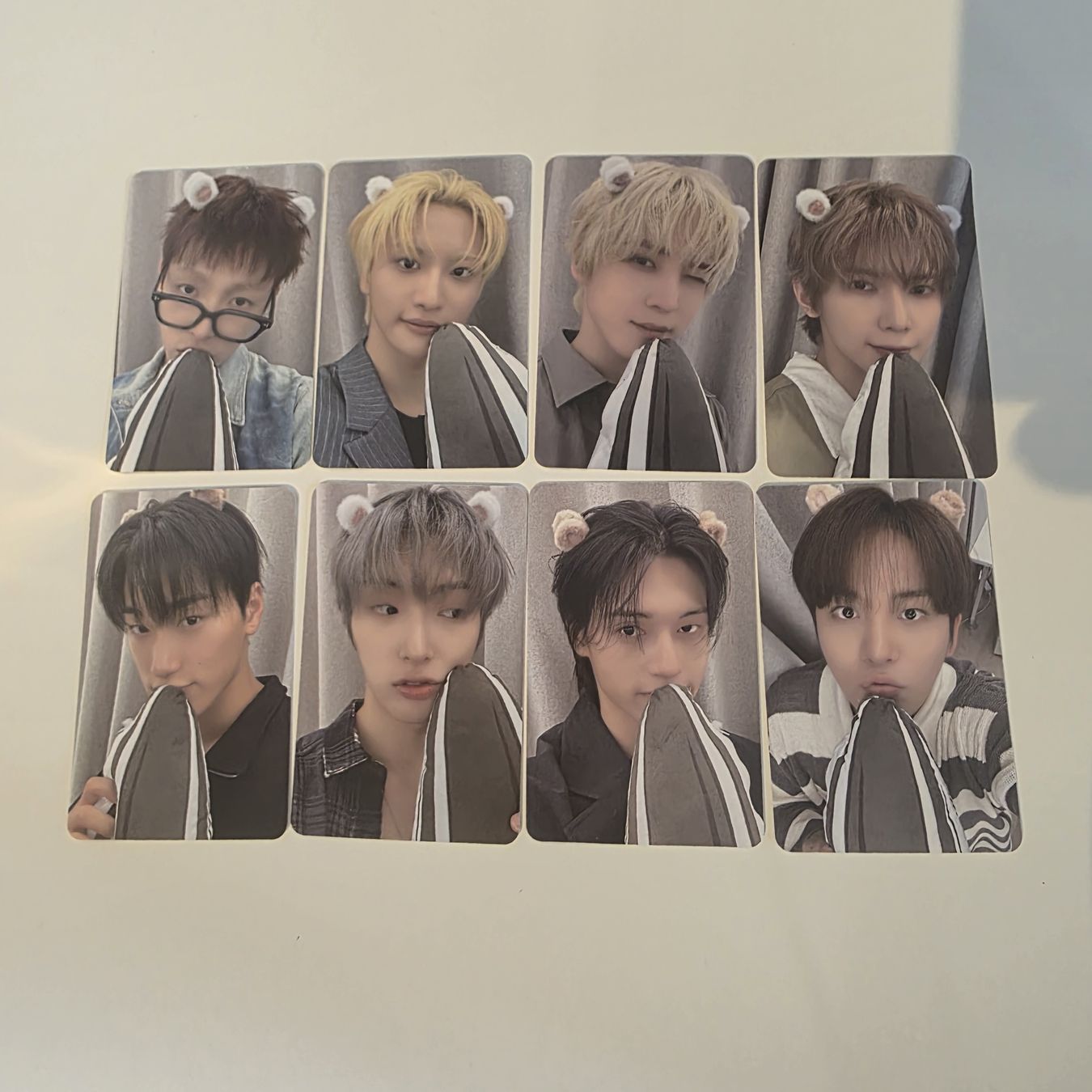 Cartes à collectionner: ateez ot8 photocards pob set – D'occasion à Vevey par Shelovesyu._.u