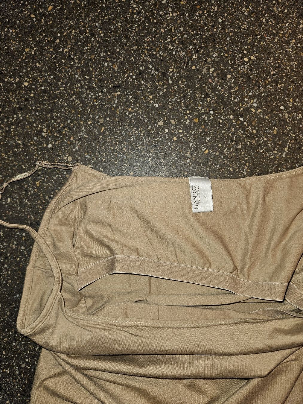 Hanro Top: HANRO Top Grösse S beige neuwertig – Nuovo (secondo la descrizione) da Anwil venduto da tamoos 2