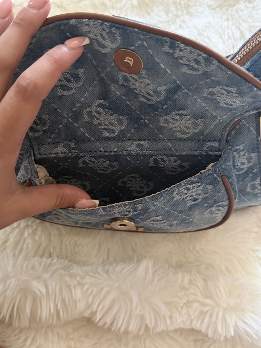 Guess Taschen für Damen: GUESS Denim Monogram Schultertasche – Neu (gemäss Beschreibung) aus Aarburg von manju2007 3