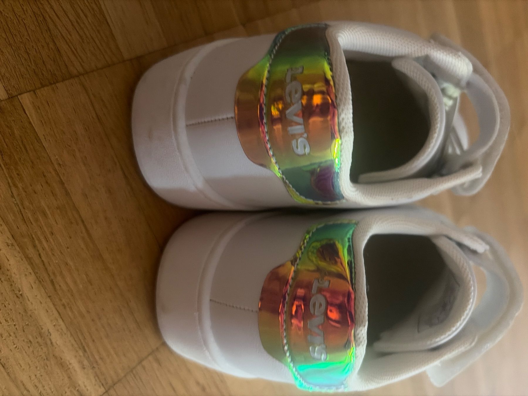 Levi's Scarpe da uomo: Levi’s Sneaker – Usato da Basel venduto da mel_lp5v 2