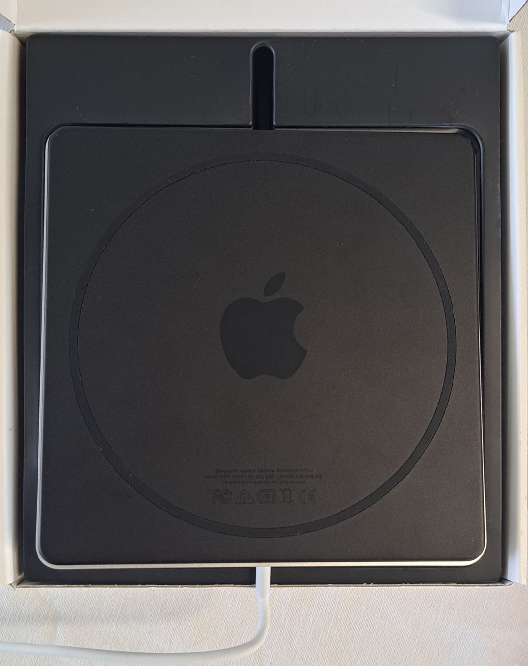 Apple Systèmes audio & multimédias: Apple USB Super Drive Laufwerk – D'occasion à Biel/Bienne par Sasha4u 2