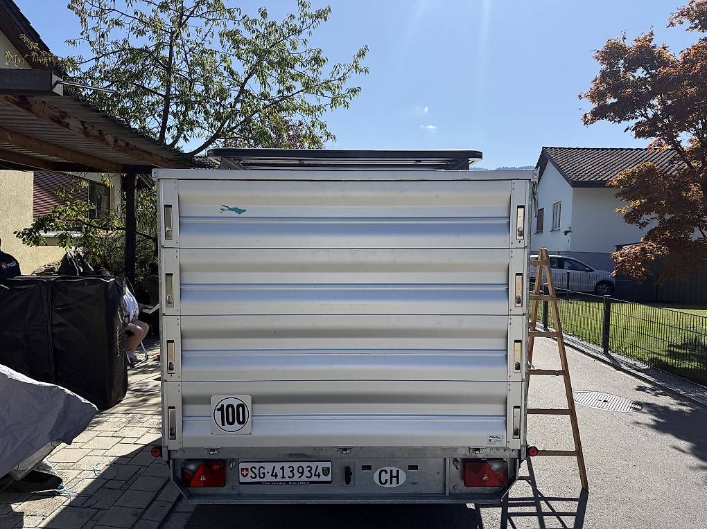 König Rimorchi: Camping Anhänger – Usato da Widnau venduto da Raoulpereira2424 2