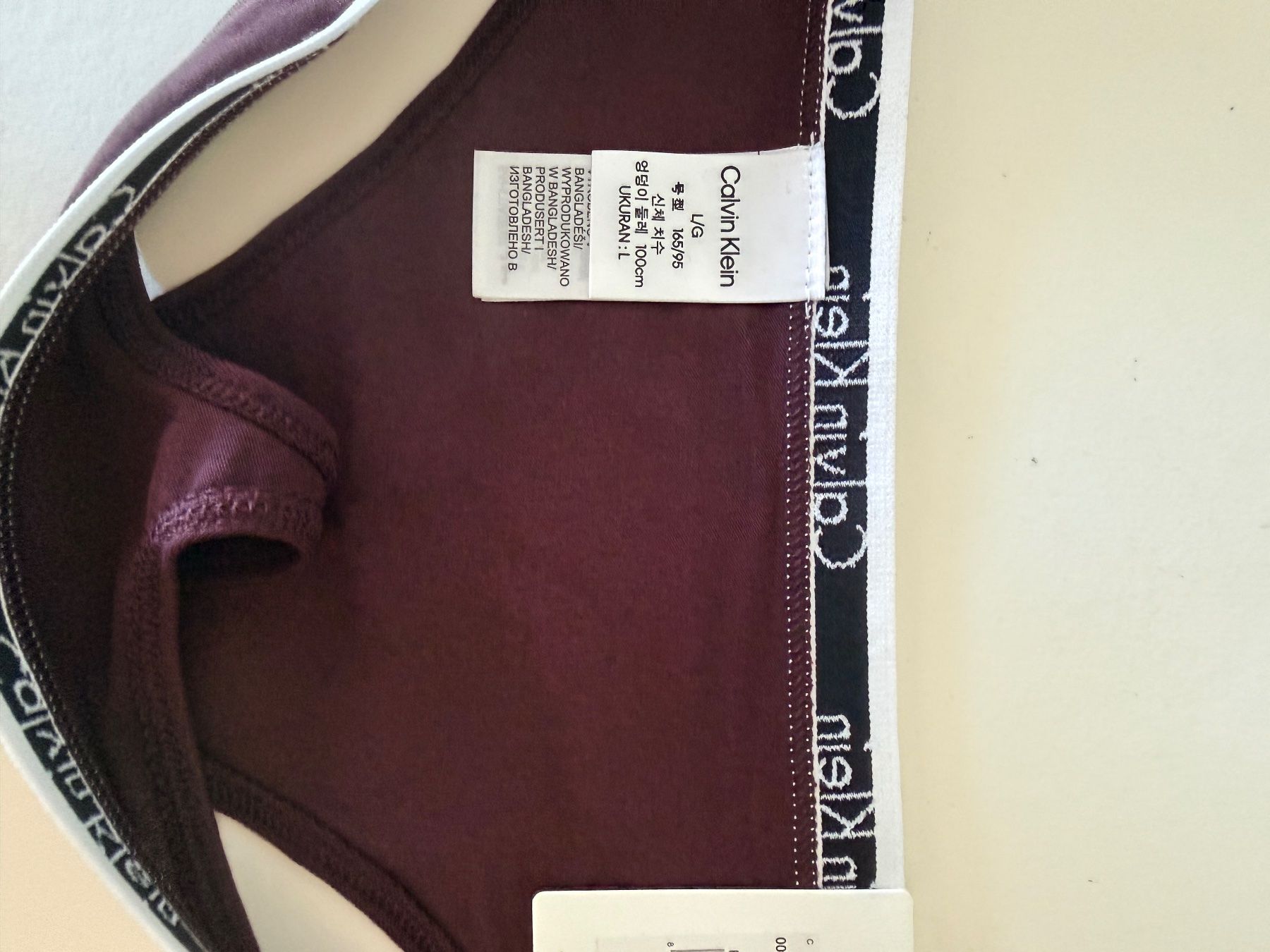 Calvin Klein Sonstige Unterwäsche: CALVIN KLEIN, String, Grösse L, Farbe Dunkelrot – Neu und originalverpackt aus Rudolfstetten von gst_g7xl 2