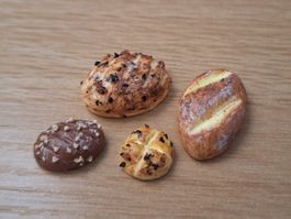 Puppenhaus Brot, Mohnbrötchen