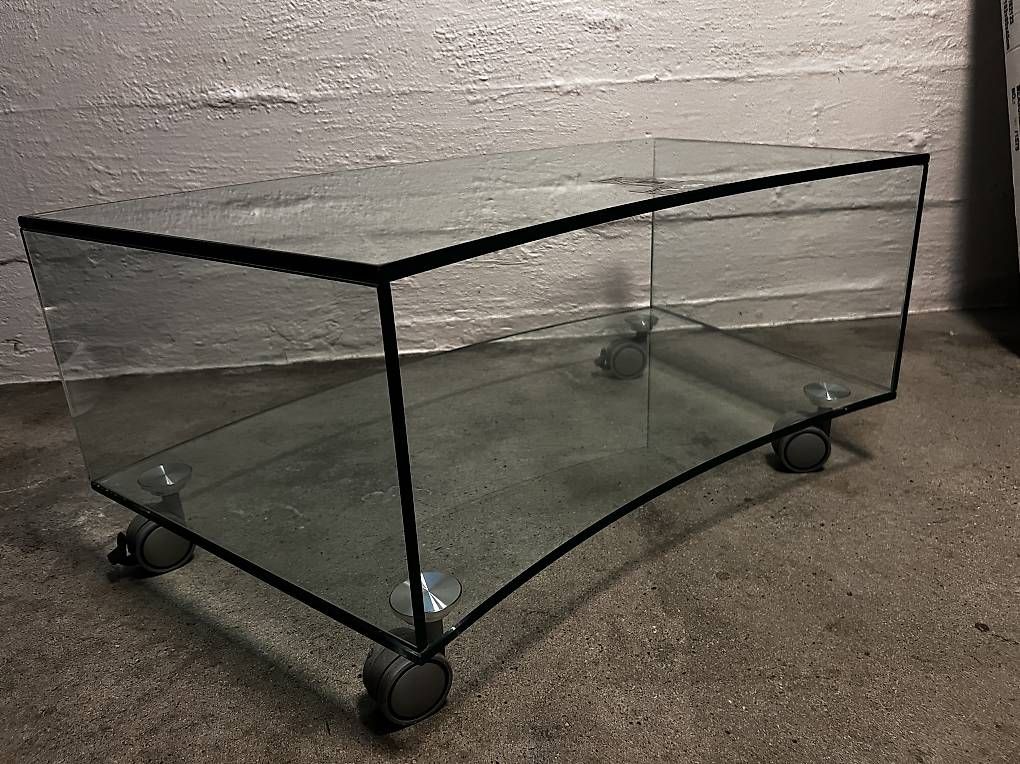 Mobili TV: TV-Möbel aus Glas – Usato da Lyss venduto da ozzieland 2