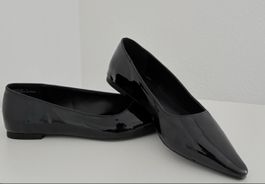 Schwarze Lack Ballerinas (Gr. 37) – NEU / Ungetragen