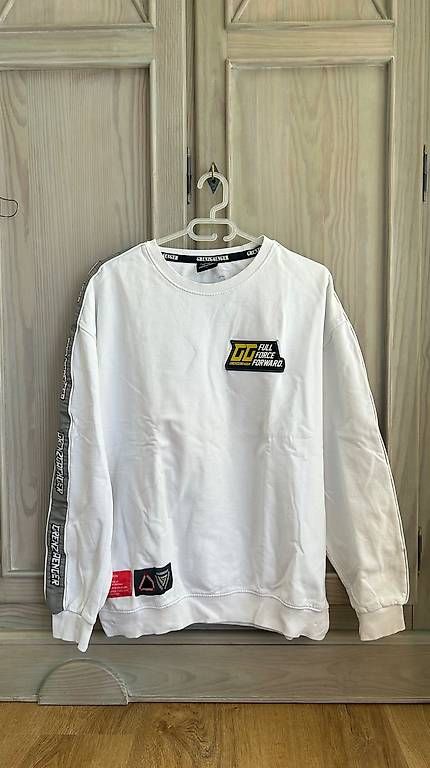 Pullover & Sweatshirts: Grenzgaenger Pullover – Gebraucht aus Rütihof von noe_5p7b 1