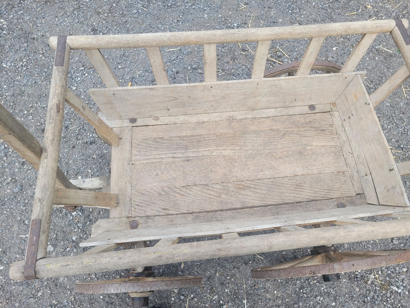 Tutte le decorazioni: Alter  Leiterwagen – Usato da Brienz BE venduto da Hundechef 7