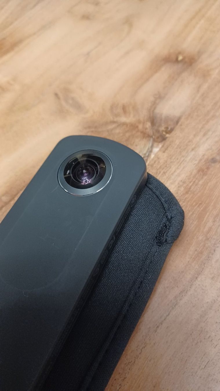 Ricoh Fotocamera: Ricoh Theta S 360° Kamera – Usato da Münsingen venduto da Sewaldi 1