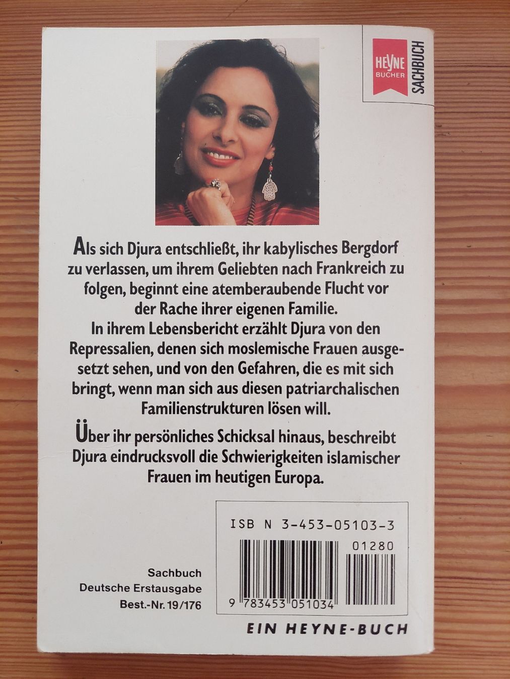 Livres: Buch Der Schleier des Schweigens – D'occasion à Brunnadern par Oheshh 1