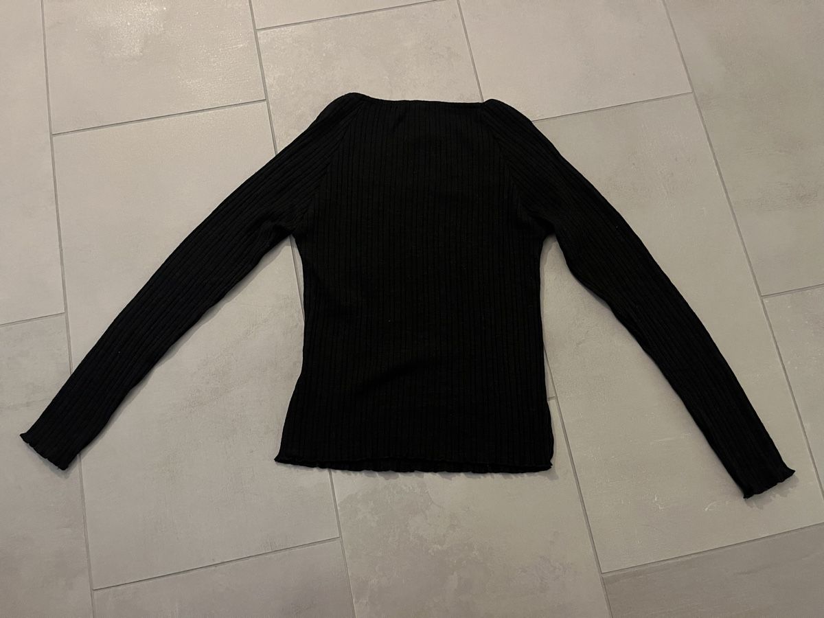 Pullover & Sweatshirts: Langarmshirt gerippt mit U-Boot-Ausschnitt XS neu – Neu (gemäss Beschreibung) aus Birrwil von vanyboo 1