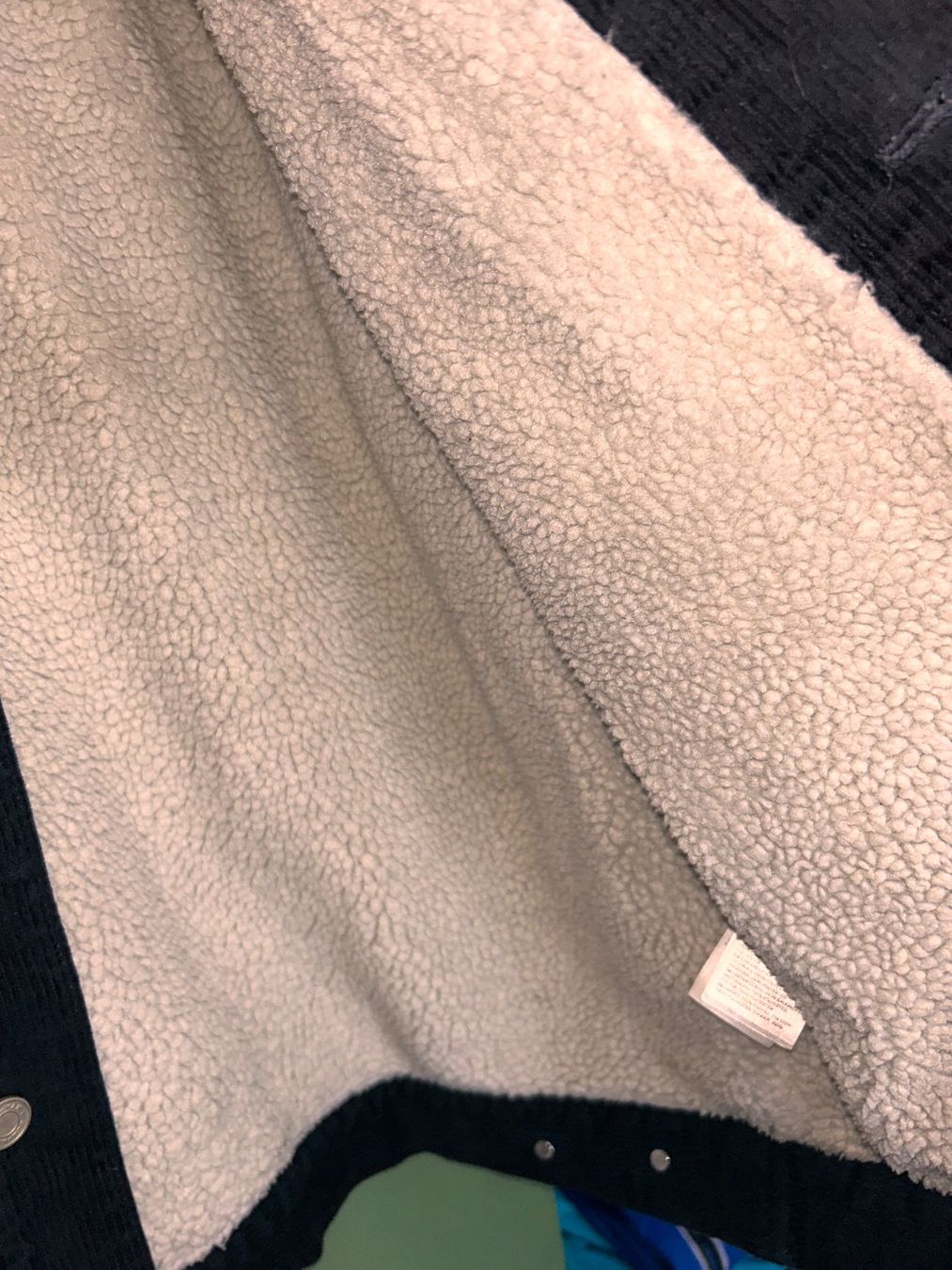 Jacken: Cordjacke mit Teddyfutter – Gebraucht aus Schwyz von Maerzetuepfli 1