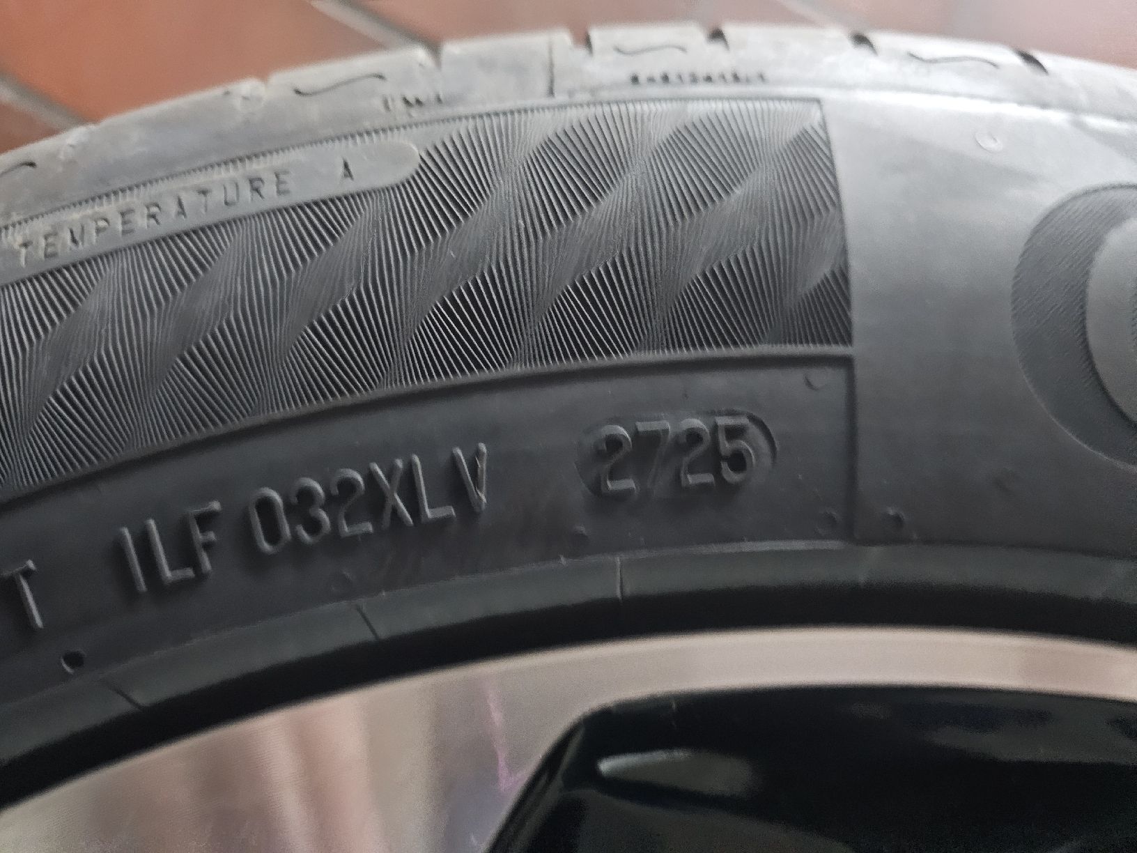 Continental Pneus & Kompletträder: Conitnental 235/50-19 neu – Neu (gemäss Beschreibung) aus Bilten von Caddy1971 2