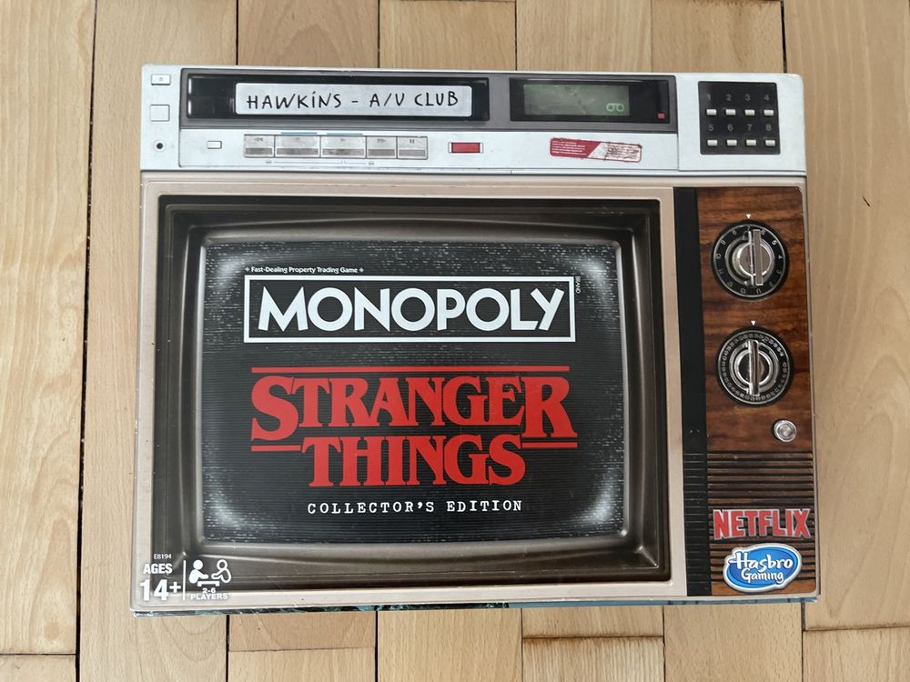 Stranger things collectors deals edition Monopoly