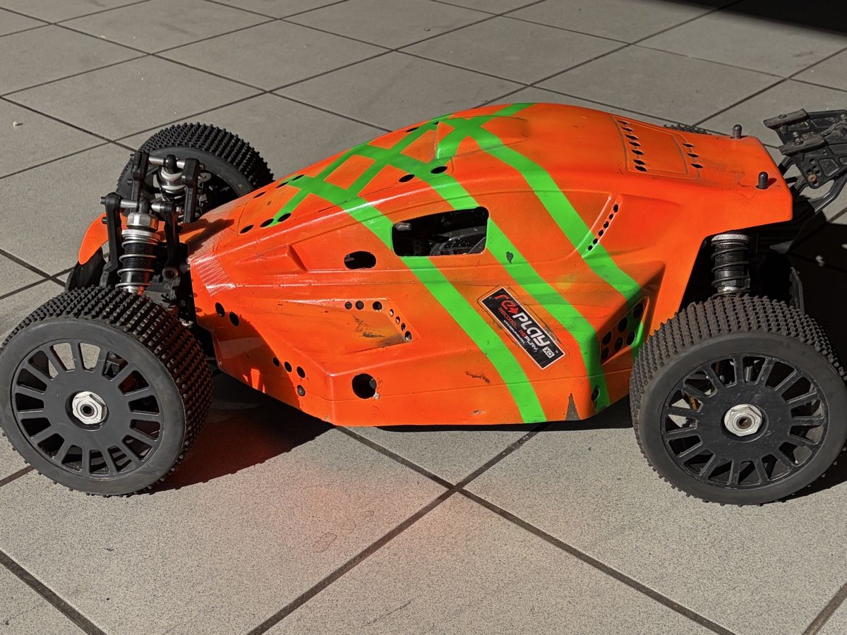 RC Kits de montage: RC Auto – D'occasion à Obergösgen par tec_fgr2