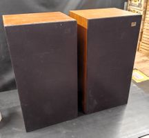 2 Boxen von Monitor MA4