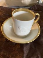 Edle Tasse mit Untersetzer