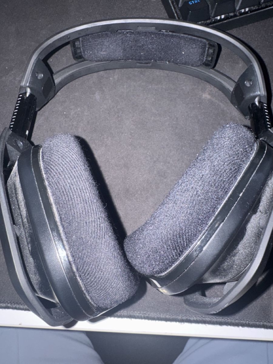 Astro Gaming Kopfhörer: Astro Gaming Headset A50 – Gebraucht aus Wettingen von kw9_d8y7 1