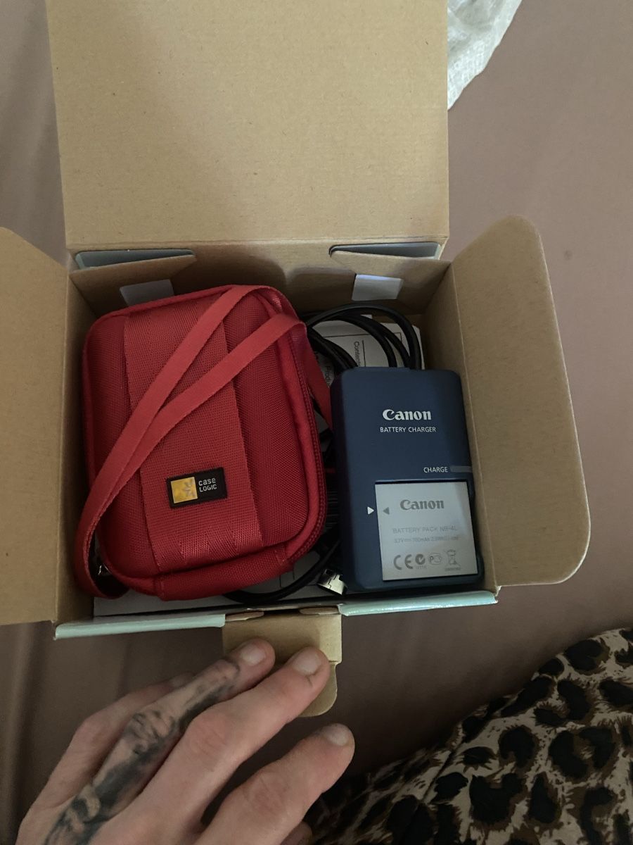 Canon Kamera: Fotokamera cannon – Neu (gemäss Beschreibung) aus Langenthal von flower101 1