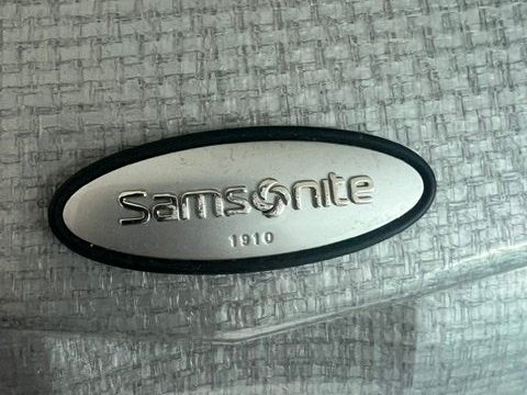 Samsonite Valigie: Samsonite Koffer C-lite, silber – Usato da Wettingen venduto da Muda33 3