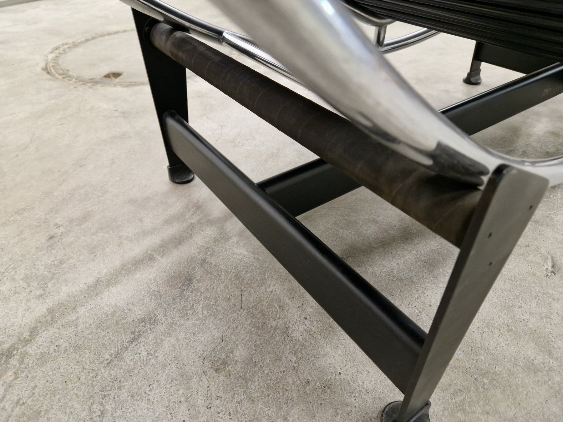 Le Corbusier Chaises longues: Corbusier Liege – D'occasion à Muhen par Restwert_Muhen 4