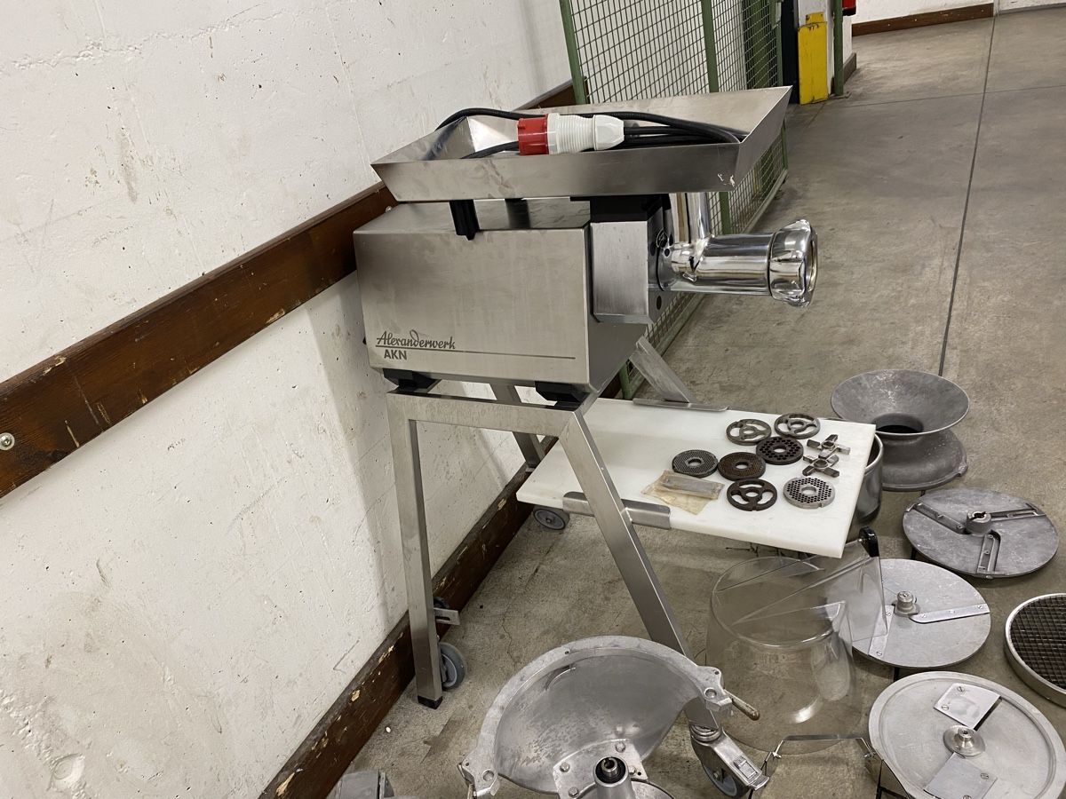 Küchengeräte: Universalmaschine – Gebraucht aus Dietikon von dia_y8y5 2