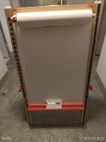 İkea Kindermaltafel aus Holz mit Kreidetafel und Whiteboard