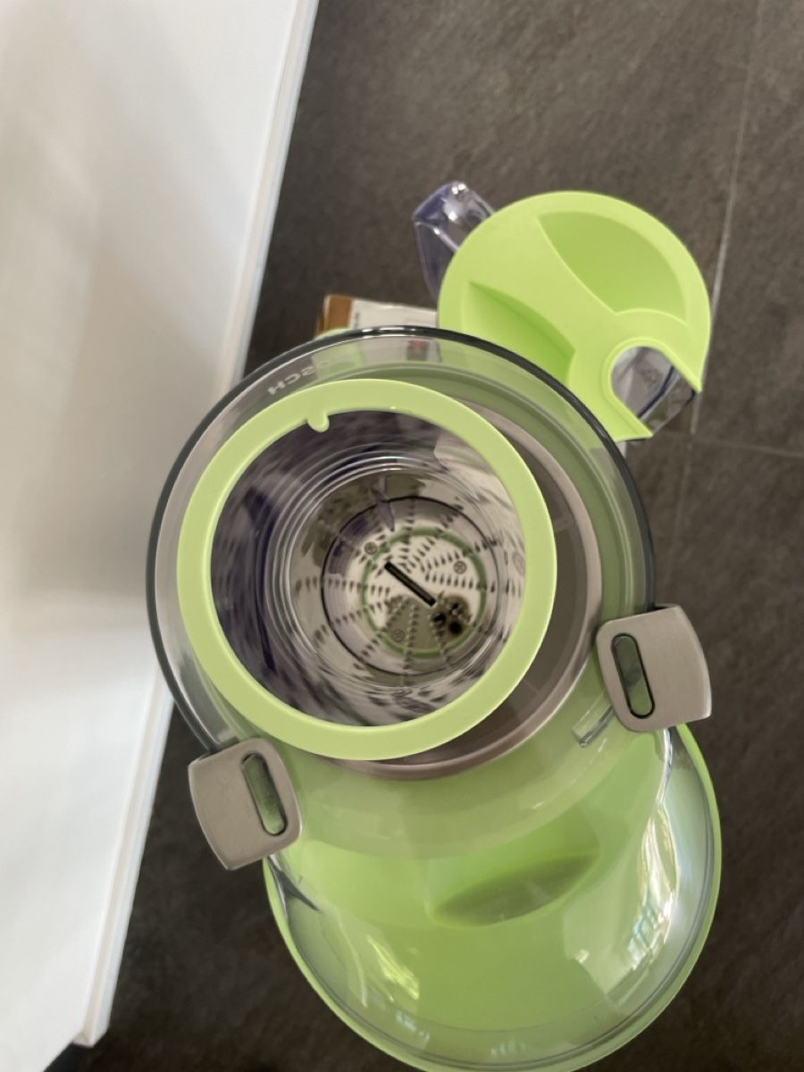 Bosch Elettrodomestici da cucina: BOSCH ENTSAFTER-NEUWERTIG – Usato da Gränichen venduto da Kona06 2