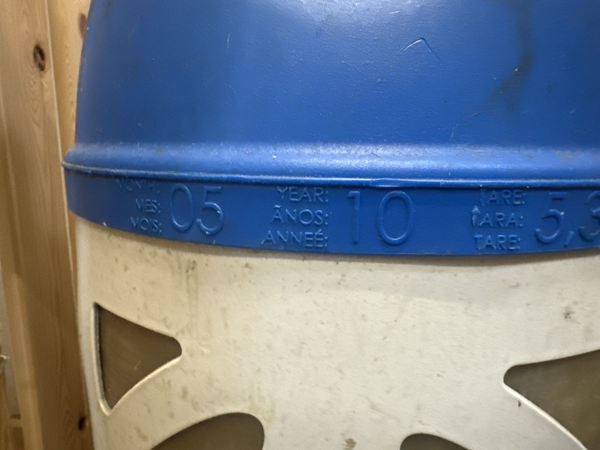 Gas-Geräte & -Technik: Gas bottle Prolight 10 kg  – Gebraucht aus Elsau von MANWITHVAN 1