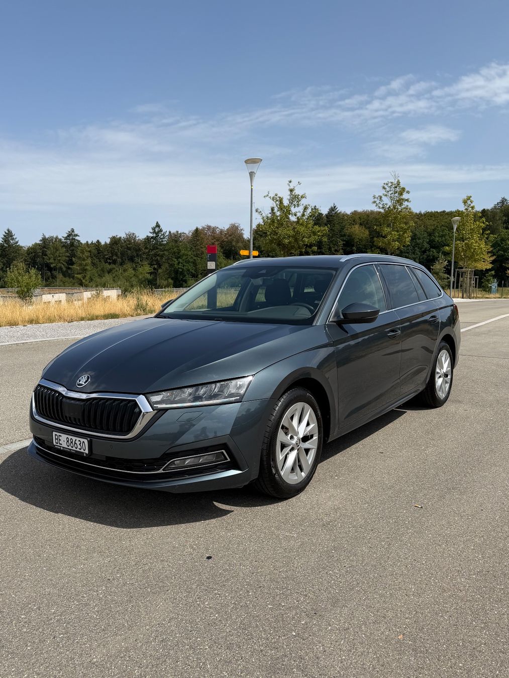 Skoda Autos: Skoda Octavia 2.0 Diesel – Gebraucht aus Niederwangen BE von RealAlpina
