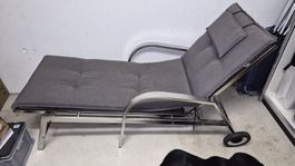 Liegestuhl Metall grau verstellbar guter Zustand