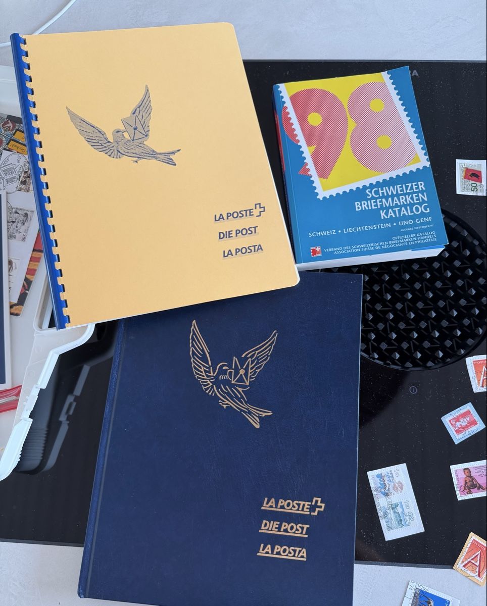 Albums: Briefmarken Sammelset – D'occasion à Feuerthalen par Sophie3000