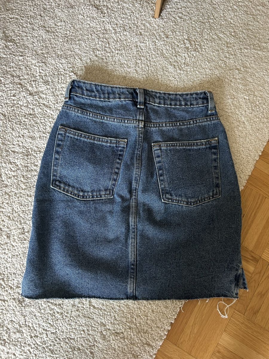 H&M Röcke: High-waisted denim mini skirt – Gebraucht aus Zürich von ori_9dcy 2
