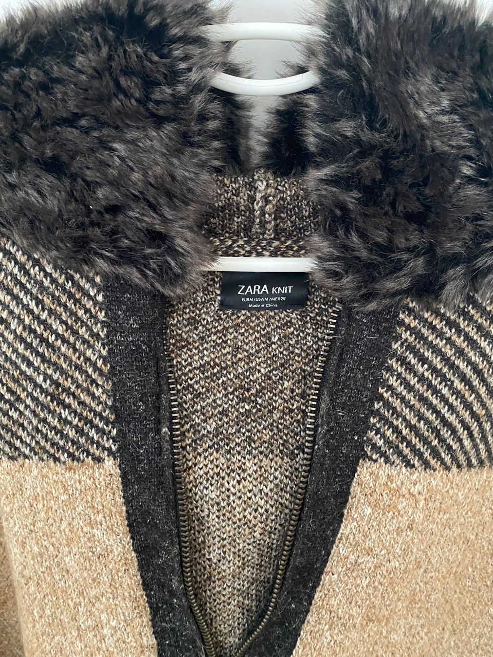 Zara Cappotti: 3/4 Arm Poncho (Gr. M) – Usato da Schlieren venduto da vivid_wrld 3