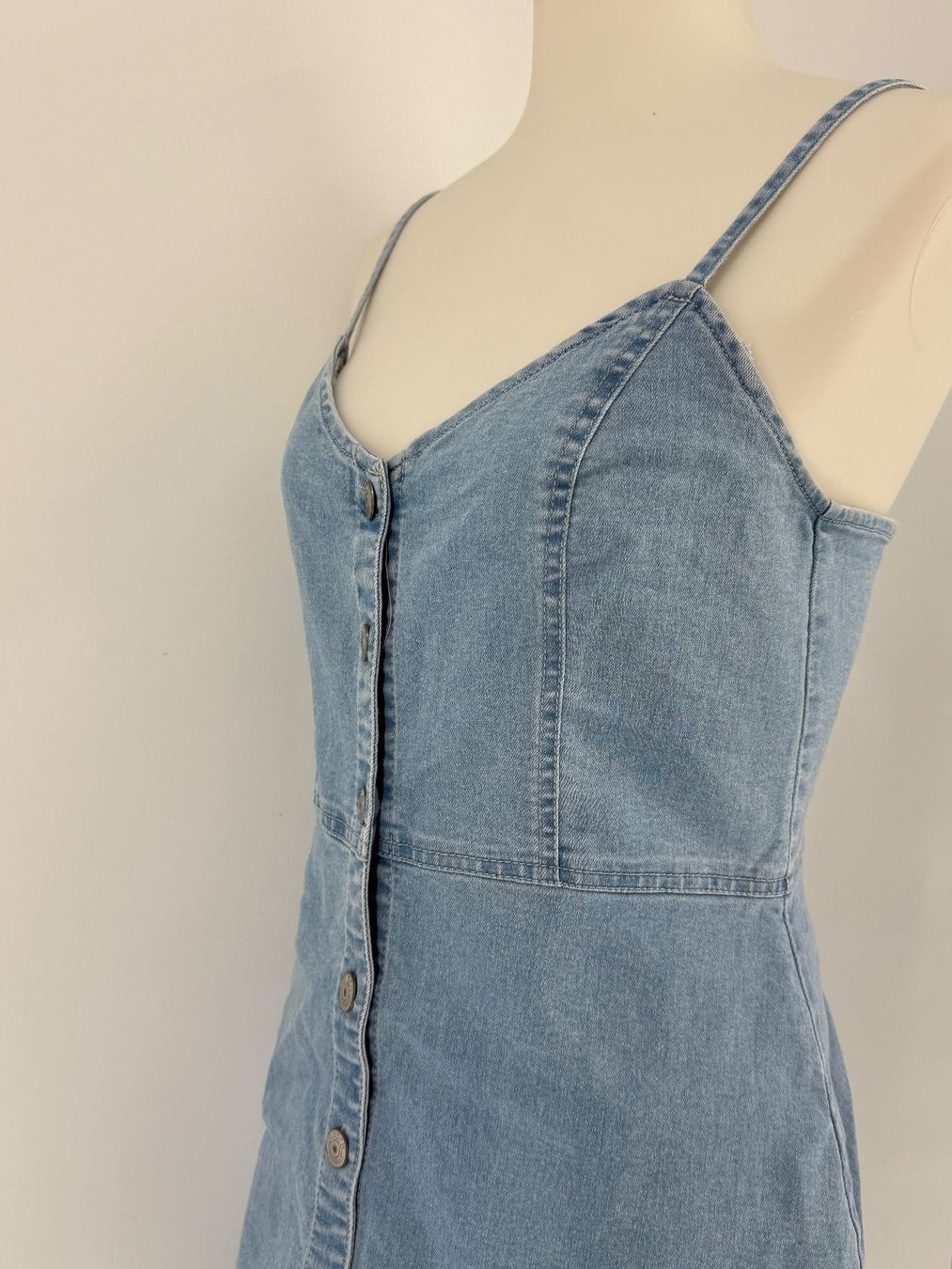 H&M Vestiti: Jeans Kleid Gr. 42 von H&M – Usato da Auenstein venduto da moin. 2