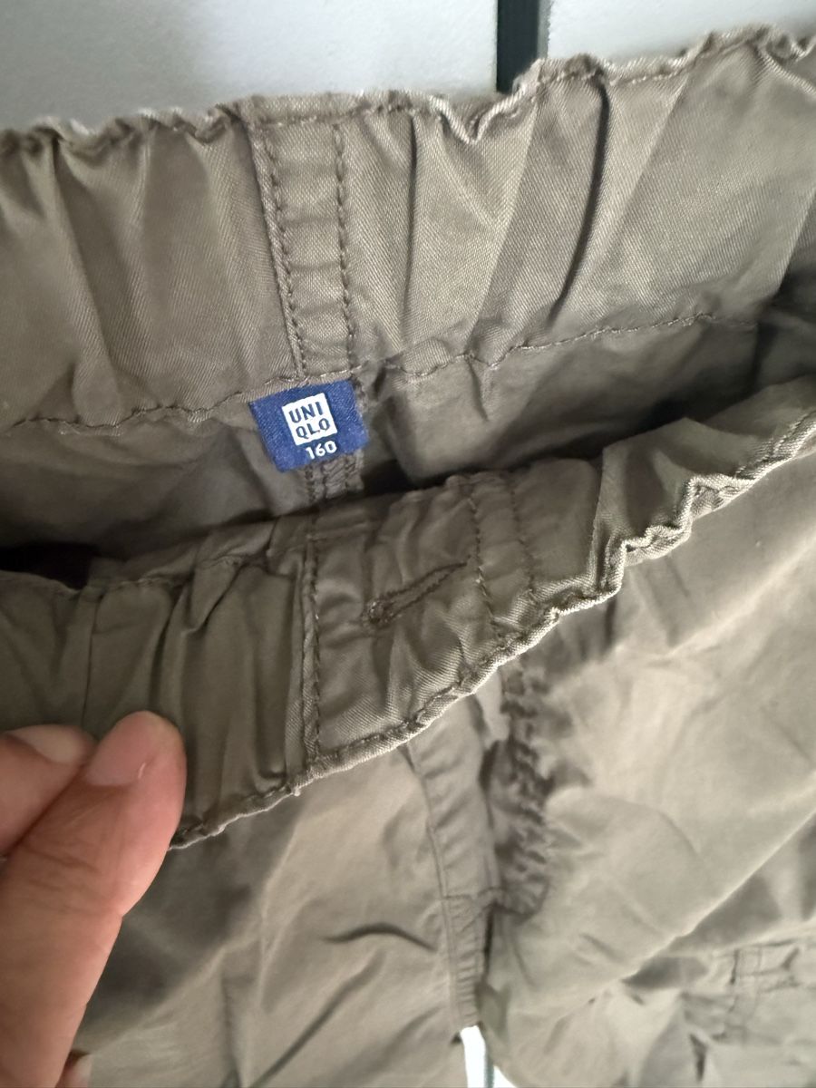 Uniqlo Pantaloni: Uniqlo Cargo Hose 160 – Usato da Zürich venduto da Mothai 4