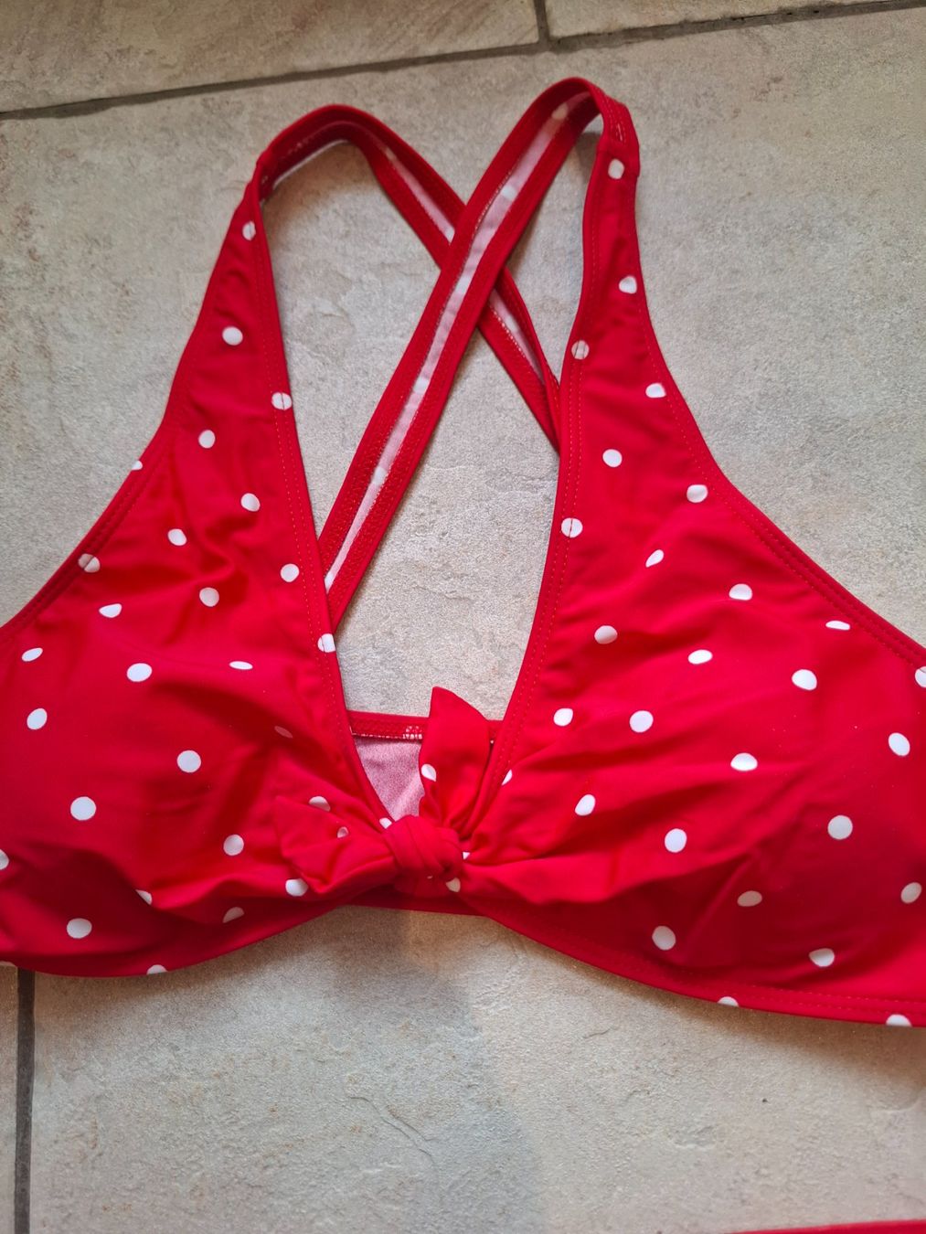 Costumi da bagno & Bikini: Bikini Gr. M, rot mit weissen Punkten – Nuovo (secondo la descrizione) da Wenslingen venduto da kasjupeia 1