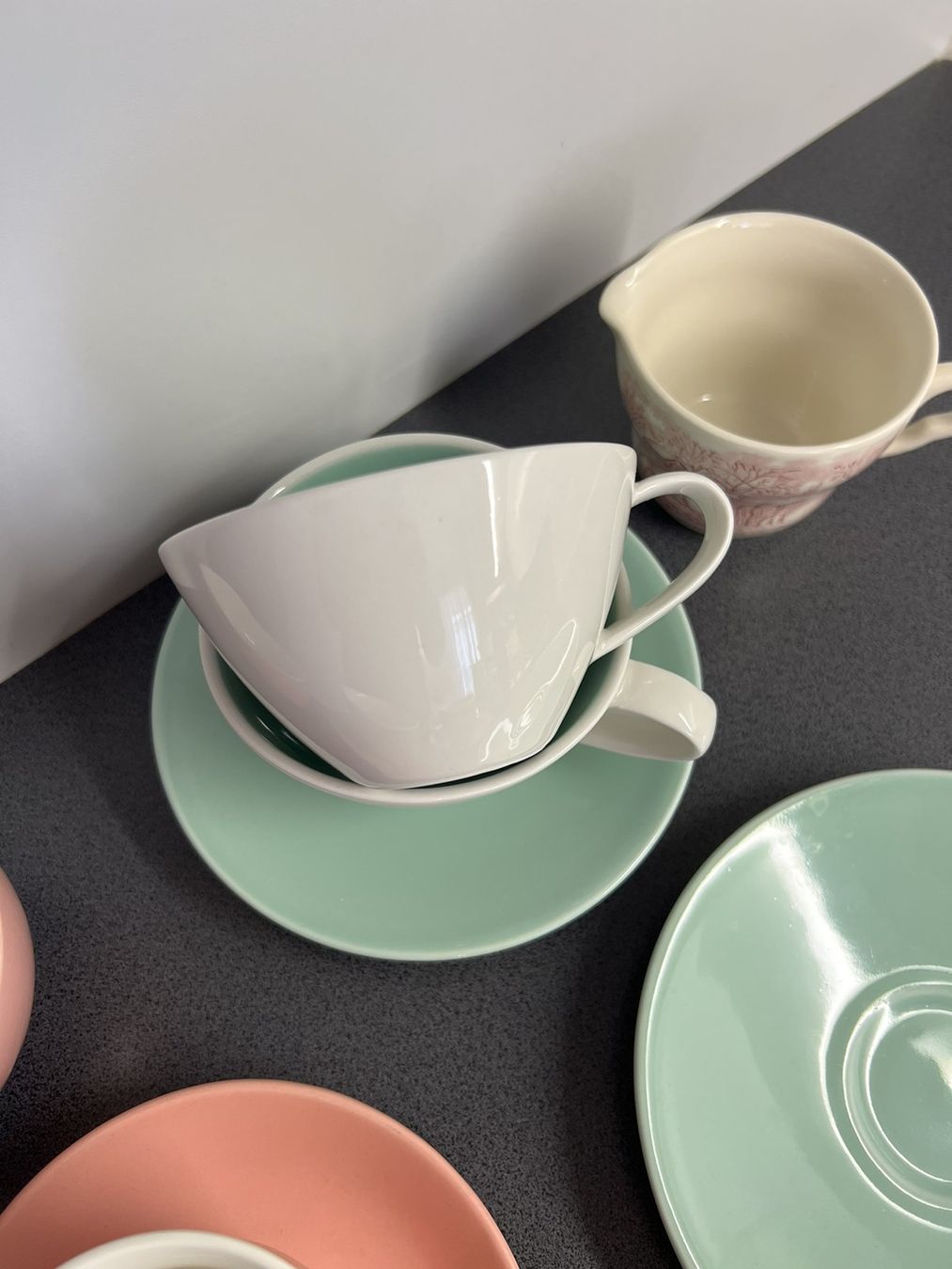 Tazze: Vintage Tee-Tassen Set, Pastellfarben – Usato da Basel venduto da M.M_ 4