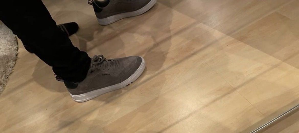 Tommy Hilfiger Scarpe da uomo: HILFIGER Schuhe Grau Gr. 43 – Usato da Hitzkirch venduto da DM_7 2